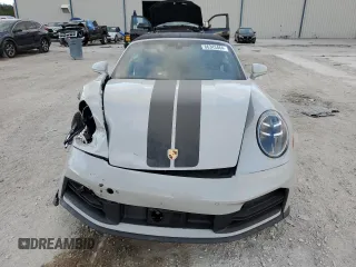 2025 Porsche 911 Carrera with VIN WP0CA2A90SS235847, listed as a Copart auction lot 86343464 with 197 mi miles and Salvage Title. Bid and sale history available at carsss.com. Image 5.
