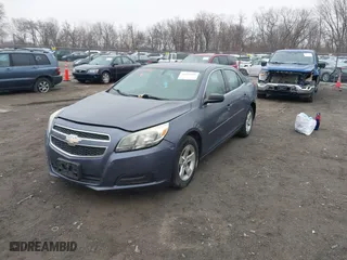 2013 Chevrolet Malibu LS with VIN 1G11B5SA5DF156385, listed as a IAAI auction lot 41131950 with 194,955 mi miles. Bid and sale history available at carsss.com. Image 17.
