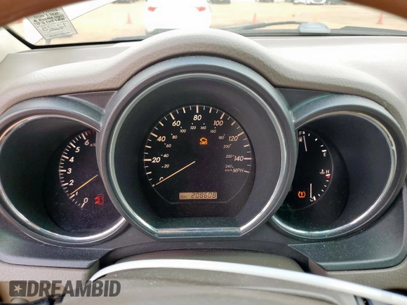 2007 Lexus RX 350 z VIN 2T2GK31U07C013368, wystawiony jako Copart lot #59031835 z przebiegiem 208 608 mil mil oraz Czysty tytuł • Clean title. Historia ofert i sprzedaży dostępna na DreamBid. Obrazek 9.