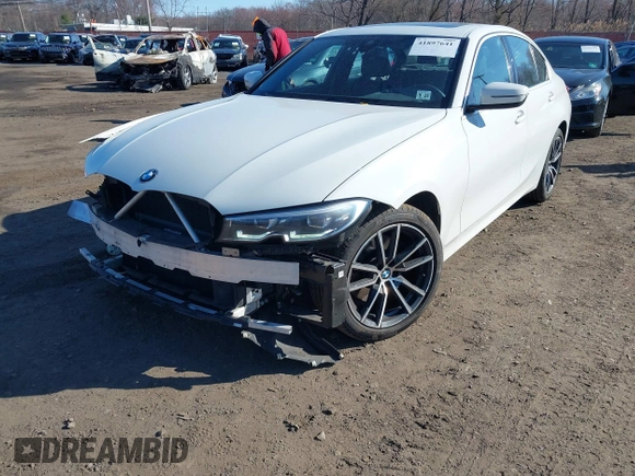 2021 BMW 3 Series 330i xDrive with VIN 3MW5R7J09M8B47753, listed as a IAAI auction lot 41897641 with 38,189 mi miles and . Bid and sale history available at DreamBid. Image 6.