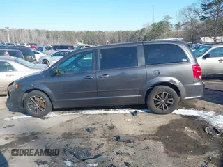 2016 Dodge Grand Caravan SE with VIN 2C4RDGBG1GR357895, listed as a IAAI auction lot 41389733 with 131,175 mi miles and . Bid and sale history available at DreamBid. Image 14.