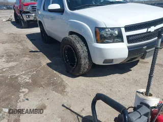 2009 Chevrolet Tahoe 1LT z VIN 1GNFK23049R106012, wystawiony jako IAAI lot #41695274 z przebiegiem 212 989 mil mil oraz . Historia ofert i sprzedaży dostępna na DreamBid. Obrazek 6.