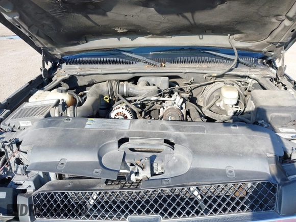2005 Chevrolet Silverado 1500 with VIN 1GCEC14X25Z184256, listed as a IAAI auction lot 39455690 with 153,986 mi miles and . Bid and sale history available at DreamBid. Image 10.