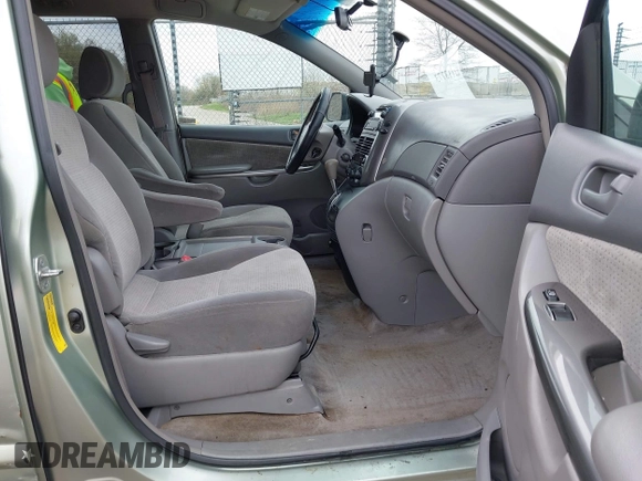2007 Toyota Sienna CE with VIN 5TDZK23C87S017462, listed as a IAAI auction lot 42113773 with 201,306 mi miles. Bid and sale history available at carsss.com. Image 5.