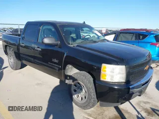 2009 Chevrolet Silverado 1500 LS with VIN 3GCEC13C49G267921, listed as a IAAI auction lot 41723468 with 150,075 mi miles. Bid and sale history available at carsss.com. Image 1.