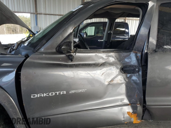 2002 Dodge Dakota Sport with VIN 1B7HG38N12S515919, listed as a Copart auction lot 42930835 with 180,701 mi miles and Salvage Title. Bid and sale history available at carsss.com. Image 7.