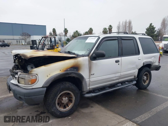 2000 Ford Explorer с VIN 1FMDU72X5YZA04203, выставлен на аукционе IAAI как лот 41250687 с пробегом 215 076 миль миль и . История ставок и продаж доступна на DreamBid. Изображение 2.
