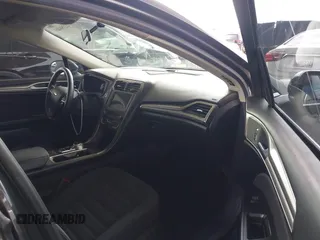 2017 Ford Fusion SE with VIN 3FA6P0HDXHR242034, listed as a IAAI auction lot 42356463 with 65,584 mi miles and . Bid and sale history available at DreamBid. Image 5.