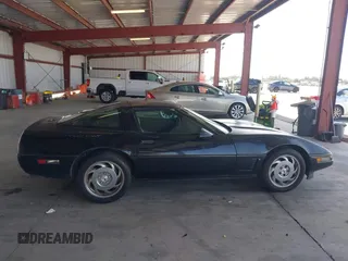 1995 Chevrolet Corvette with VIN 1G1YY22P7S5115730, listed as a IAAI auction lot 42066367 with 185,259 mi miles. Bid and sale history available at carsss.com. Image 14.