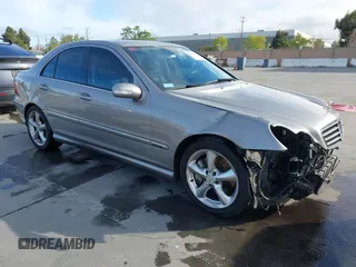 2005 Mercedes-Benz C 230 Kompressor with VIN WDBRF40J25A774109, listed as a IAAI auction lot 42010040 with 39,511 mi miles and . Bid and sale history available at DreamBid. Image 1.