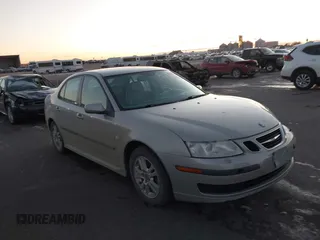 2007 Saab 9-3 with VIN YS3FD49YX71104393, listed as a IAAI auction lot 41032507 with 183,857 mi miles. Bid and sale history available at carsss.com. Image 1.