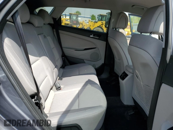 2018 Hyundai Tucson Sport z VIN KM8J3CAL4JU779009, wystawiony jako Copart lot #52777484 z przebiegiem 51 712 mil mil oraz Szkoda całkowita • Salvage title. Historia ofert i sprzedaży dostępna na DreamBid. Obrazek 11.