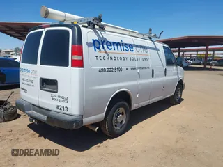 2015 Chevrolet Express Cargo with VIN 1GCWGFCF6F1261368, listed as a IAAI auction lot 42158324 with 196,406 mi miles. Bid and sale history available at carsss.com. Image 4.