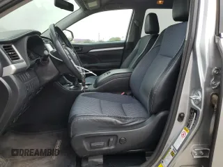 2016 Toyota Highlander LE Plus with VIN 5TDZKRFH9GS165569, listed as a Copart auction lot 60481085 with 133,422 mi miles and Salvage title. Bid and sale history available at DreamBid. Image 7.