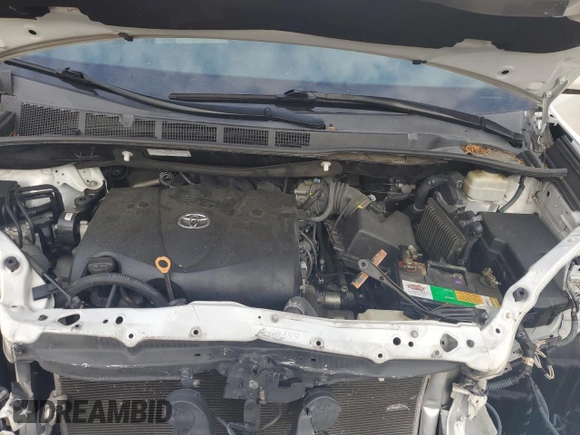 2017 Toyota Sienna XLE Auto Access Seat z VIN 5TDYZ3DC1HS855359, wystawiony jako Copart lot #54170315 z przebiegiem 129 570 mil mil oraz Szkoda całkowita • Salvage title. Historia ofert i sprzedaży dostępna na DreamBid. Obrazek 11.
