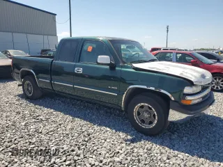 2001 Chevrolet Silverado 1500 LS with VIN 2GCEC19V711372653, listed as a Copart auction lot 52790225 with Not Provided miles and Salvage Title. Bid and sale history available at DreamBid. Image 4.