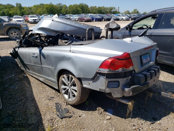 2010 Volvo C70 with VIN YV1672MCXAJ093508, listed as a Copart auction lot 68554064 with 0 mi miles and Non Repairable. Bid and sale history available at carsss.com. Image 2.
