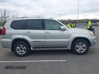 2004 Lexus GX with VIN JTJBT20X240063922, listed as a IAAI auction lot 42087170 with 251,366 mi miles. Bid and sale history available at carsss.com. Image 13.