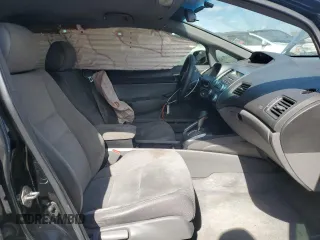 2008 Honda Civic LX z VIN 1HGFA16548L023373, wystawiony jako Copart lot #52052565 z przebiegiem 121 500 mil mil oraz Szkoda całkowita • Salvage title. Historia ofert i sprzedaży dostępna na DreamBid. Obrazek 7.
