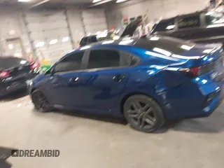 2021 Kia Forte GT-Line z VIN 3KPF34AD2ME330827, wystawiony jako IAAI lot #41967454 z przebiegiem 80 641 mil mil oraz . Historia ofert i sprzedaży dostępna na DreamBid. Obrazek 14.