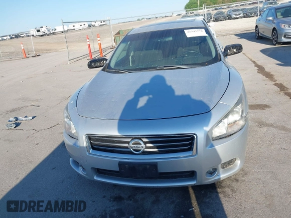 2014 Nissan Maxima S z VIN 1N4AA5AP7EC496209, wystawiony jako IAAI lot #42245578 z przebiegiem 135 000 mil mil oraz . Historia ofert i sprzedaży dostępna na DreamBid. Obrazek 6.
