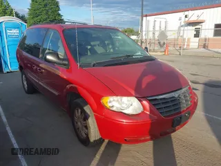 2006 Chrysler Town & Country Touring with VIN 2A4GP54L06R871145, listed as a IAAI auction lot 42199513 with 141,772 mi miles and . Bid and sale history available at DreamBid. Image 1.