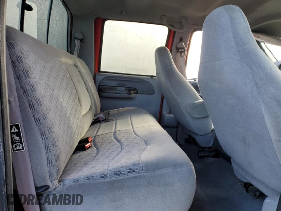 2000 Ford F-250 XL z VIN 1FTNW21S2YEB92875, wystawiony jako Copart lot #86083414 z przebiegiem 96 634 mil mil oraz Czysty tytuł • Clean title. Historia ofert i sprzedaży dostępna na DreamBid. Obrazek 10.