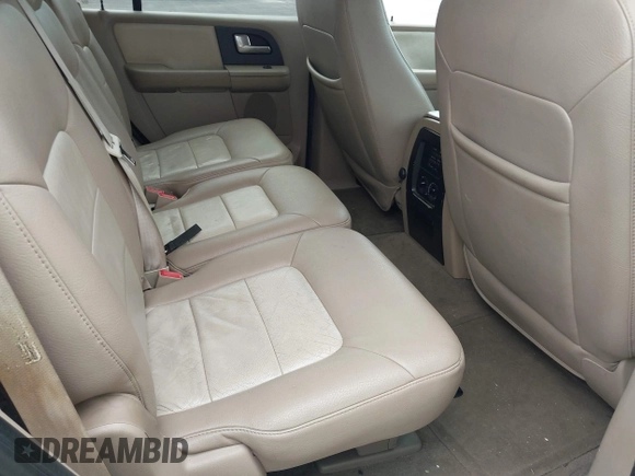 2004 Ford Expedition Eddie Bauer z VIN 1FMFU17L34LA52405, wystawiony jako IAAI lot #42471555 z przebiegiem 349 322 mil mil oraz . Historia ofert i sprzedaży dostępna na DreamBid. Obrazek 8.