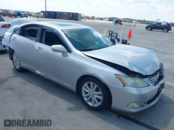 2011 Lexus ES with VIN JTHBK1EG9B2456504, listed as a IAAI auction lot 39811730 with 306,785 mi miles. Bid and sale history available at carsss.com. Image 1.