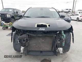 2019 Jeep Compass Altitude z VIN 3C4NJCBB2KT815146, wystawiony jako IAAI lot #41728255 z przebiegiem 50 852 mil mil oraz . Historia ofert i sprzedaży dostępna na DreamBid. Obrazek 13.