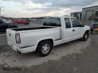 1998 Chevrolet C/K 1500 with VIN 2GCEC19R7W1113042, listed as a Copart auction lot 83655164 with 148,188 mi miles and Salvage Title. Bid and sale history available at carsss.com. Image 3.