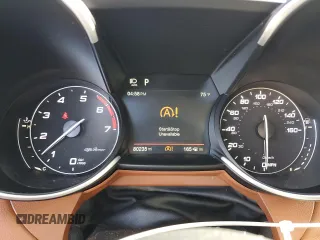 2018 Alfa Romeo Giulia Ti Sport z VIN ZARFAECN7J7576954, wystawiony jako Copart lot #57152095 z przebiegiem 80 235 mil mil oraz Szkoda całkowita • Salvage title. Historia ofert i sprzedaży dostępna na DreamBid. Obrazek 9.