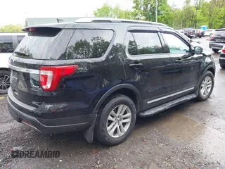 2019 Ford Explorer XLT с VIN 1FM5K8D87KGA05751, выставлен на аукционе IAAI как лот 42222012 с пробегом 72 964 миль миль и . История ставок и продаж доступна на DreamBid. Изображение 4.