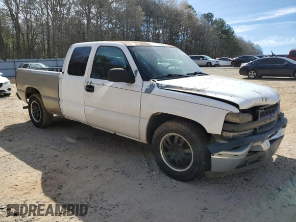 2000 Chevrolet Silverado 1500 with VIN 2GCEC19V8Y1270093, listed as a Copart auction lot 49708325 with 237,308 mi miles and Salvage Title. Bid and sale history available at carsss.com. Image 4.