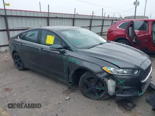 2016 Ford Fusion SE with VIN 3FA6P0HD0GR103013, listed as a IAAI auction lot 41920474 with 60,686 mi miles. Bid and sale history available at carsss.com. Image 1.