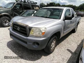 2008 Toyota Tacoma z VIN 5TETX22N68Z567516, wystawiony jako IAAI lot #42560571 z przebiegiem 146 000 mil mil oraz . Historia ofert i sprzedaży dostępna na DreamBid. Obrazek 17.
