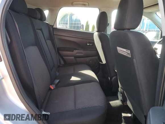 2017 Mitsubishi Outlander ES z VIN JA4AR3AU9HZ007138, wystawiony jako Copart lot #53781645 z przebiegiem 108 822 mil mil oraz Szkoda całkowita • Salvage title. Historia ofert i sprzedaży dostępna na DreamBid. Obrazek 11.