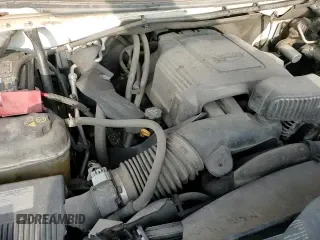 2011 Chevrolet Silverado 2500HD Work Truck z VIN 1GC0CVCG4BF216981, wystawiony jako Copart lot #82915564 z przebiegiem 225 405 mil mil oraz Szkoda całkowita • Salvage title. Historia ofert i sprzedaży dostępna na DreamBid. Obrazek 13.