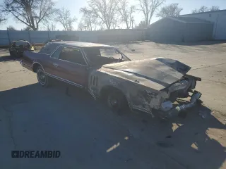 1977 Lincoln Continental с VIN 7Y89S829453, выставлен на аукционе Copart как лот 89298145 с пробегом Не указан миль и На запчасти • Non repairable. История ставок и продаж доступна на DreamBid. Изображение 4.