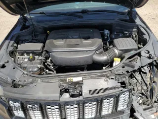 2019 Jeep Grand Cherokee Altitude with VIN 1C4RJEAG3KC533281, listed as a Copart auction lot 58298625 with 121,772 mi miles and Salvage title. Bid and sale history available at DreamBid. Image 12.