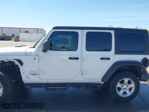 2020 Jeep Wrangler Unlimited Sport S z VIN 1C4HJXDN2LW138980, wystawiony jako IAAI lot #42086095 z przebiegiem 58 735 mil mil oraz . Historia ofert i sprzedaży dostępna na DreamBid. Obrazek 14.