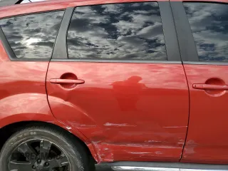 2013 Mitsubishi Outlander SE with VIN JA4AS3AW4DU013085, listed as a Copart auction lot 84697134 with 117,697 mi miles and Salvage Title. Bid and sale history available at carsss.com. Image 12.