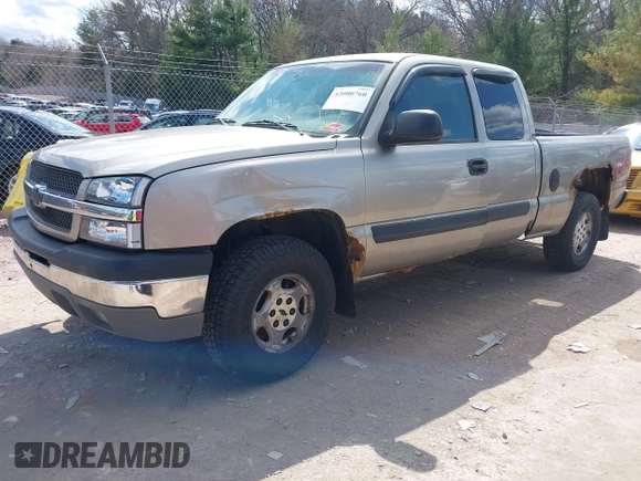 2003 Chevrolet Silverado 1500 LT with VIN 2GCEK19T531343401, listed as a IAAI auction lot 42080760 with 183,960 mi miles. Bid and sale history available at carsss.com. Image 2.