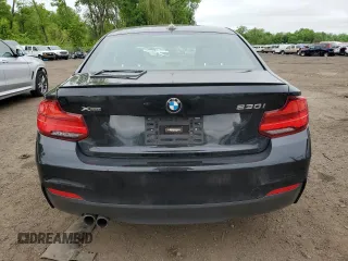 2018 BMW 2 Series 230i xDrive z VIN WBA2J3C52JVA52300, wystawiony jako Copart lot #54372704 z przebiegiem 42 919 mil mil oraz Nie do naprawy • Non repairable. Historia ofert i sprzedaży dostępna na DreamBid. Obrazek 6.