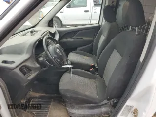 2017 Ram ProMaster City Cargo Tradesman z VIN ZFBERFAB6H6E72328, wystawiony jako Copart lot #51162775 z przebiegiem 169 253 mil mil oraz Szkoda całkowita • Salvage title. Historia ofert i sprzedaży dostępna na DreamBid. Obrazek 7.