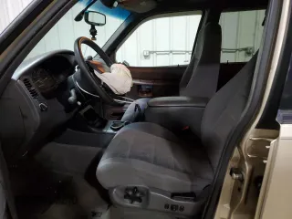2001 Ford Explorer XLT z VIN 1FMZU73E41ZA32695, wystawiony jako Copart lot #44854745 z przebiegiem 77 039 mil mil oraz Szkoda całkowita • Salvage title. Historia ofert i sprzedaży dostępna na DreamBid. Obrazek 7.