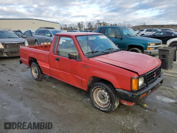 1991 Mitsubishi Mighty Max z VIN JA7FL24W3MP017705, wystawiony jako Copart lot #85737304 z przebiegiem 261 896 mil mil oraz Szkody całkowita. Historia ofert i sprzedaży dostępna na DreamBid. Obrazek 4.