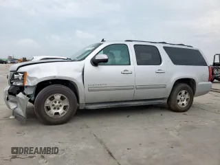 2014 Chevrolet Suburban LT z VIN 1GNSCJE00ER202524, wystawiony jako Copart lot #57677405 z przebiegiem 139 334 mil mil oraz Szkoda całkowita • Salvage title. Historia ofert i sprzedaży dostępna na DreamBid. Obrazek 1.