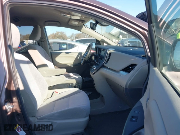 2019 Toyota Sienna LE Auto Access Seat with VIN 5TDKZ3DC6KS011038, listed as a IAAI auction lot 40988399 with 107,175 mi miles and . Bid and sale history available at DreamBid. Image 5.