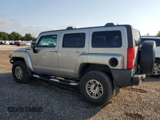 2006 Hummer H3 with VIN 5GTDN136168118571, listed as a Copart auction lot 74973604 with 324,885 mi miles and Clean Title. Bid and sale history available at carsss.com. Image 2.